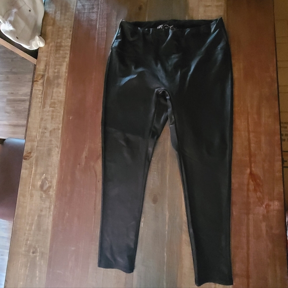 DG2 BY DIANE GILMAN WOMEN'S SIZE 1X BLACK LEATHER LIKE LEGGINGS DRESSY SEXY - Picture 7 of 7